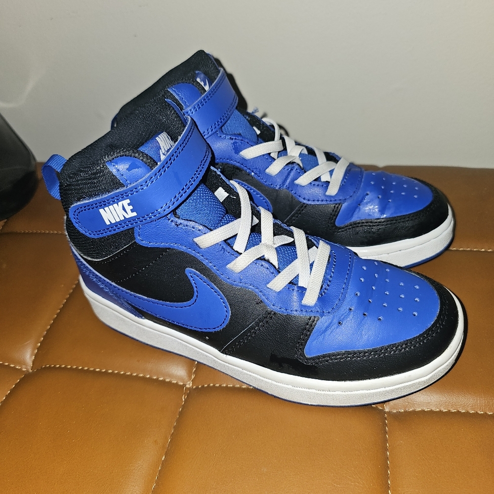 Nike Court Borough 2 high tops